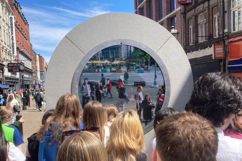 Quelles mesures ont été prises pour améliorer la sécurité et l'éthique du portail vidéo NYC-Dublin suite à des comportements inappropriés