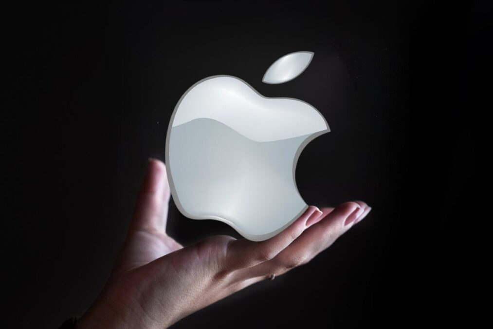 Comment Apple peut-elle améliorer Siri et ses fonctionnalités d'IA tout en respectant sa politique stricte de confidentialité