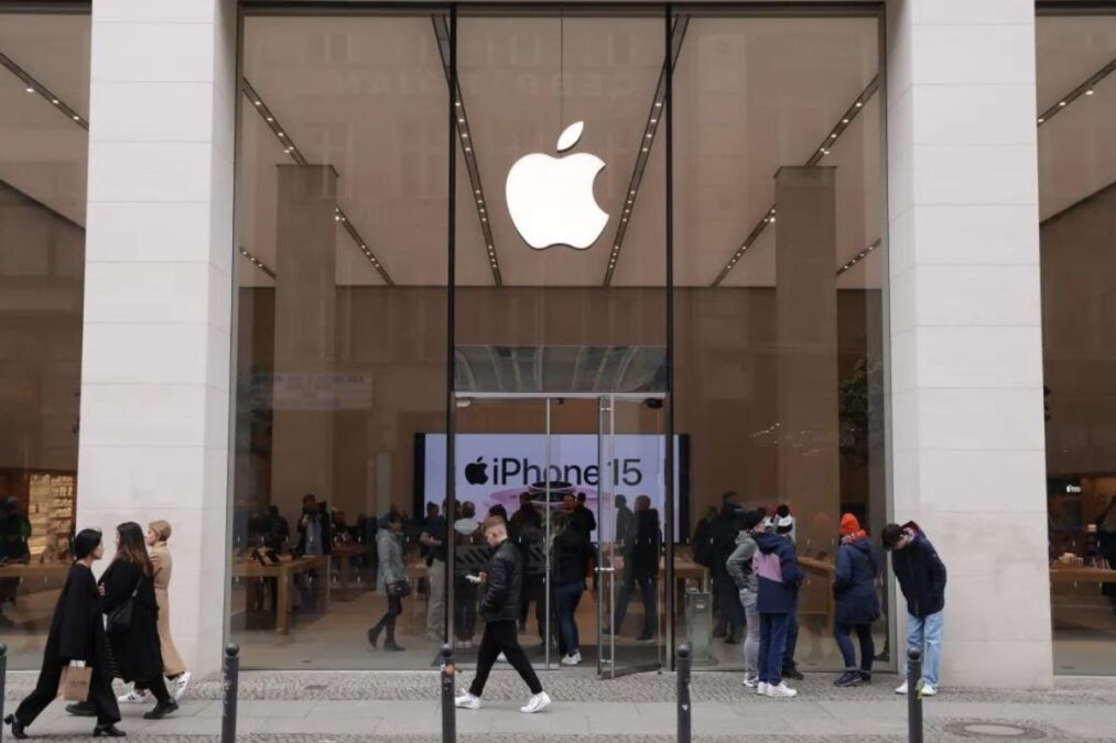 Quelles seront les conséquences de la non-conformité de l'App Store d'Apple avec la DMA pour les développeurs et les utilisateurs en Europe