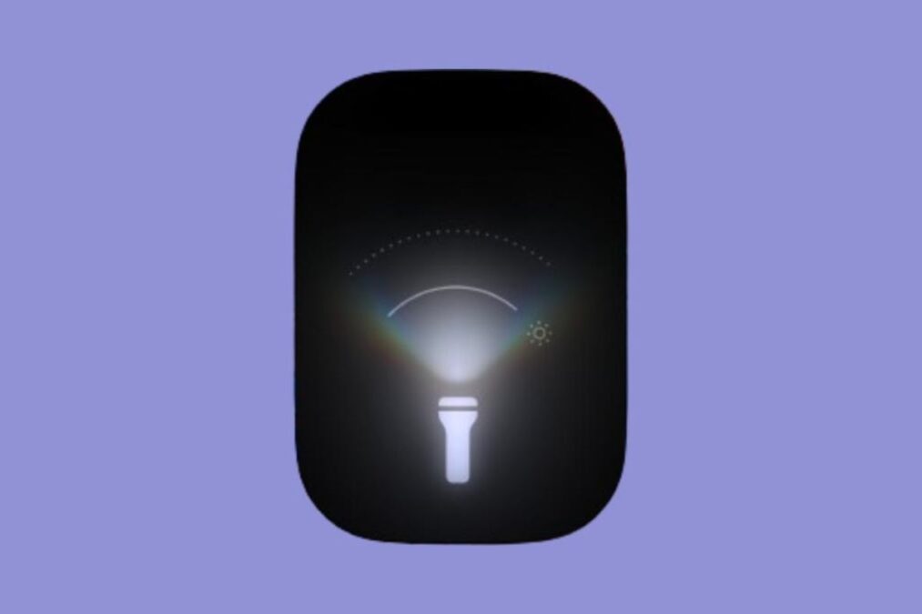 Quelles sont les nouvelles améliorations apportées à l'interface de la lampe de poche dans la bêta développeur d'iOS 18 ?