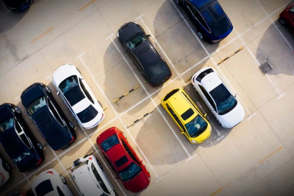 Comment ce partenariat entre Google et SpotHero pourrait-il transformer l’expérience des utilisateurs en matière de stationnement urbain