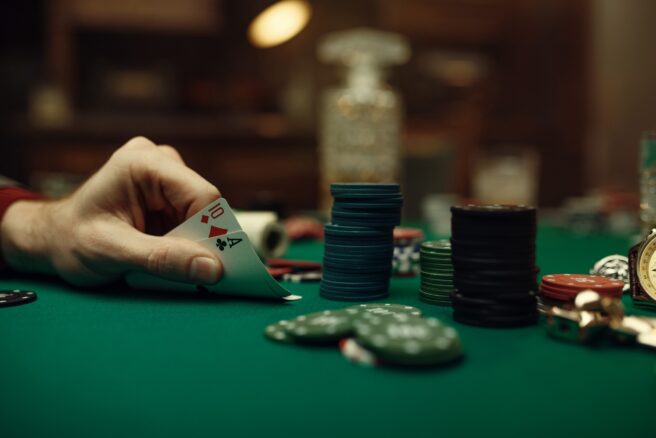 Main au poker