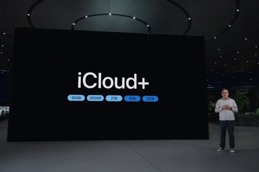 Quelles accusations sont portées contre Apple concernant son service iCloud dans cette plainte collective au Royaume-Uni ?