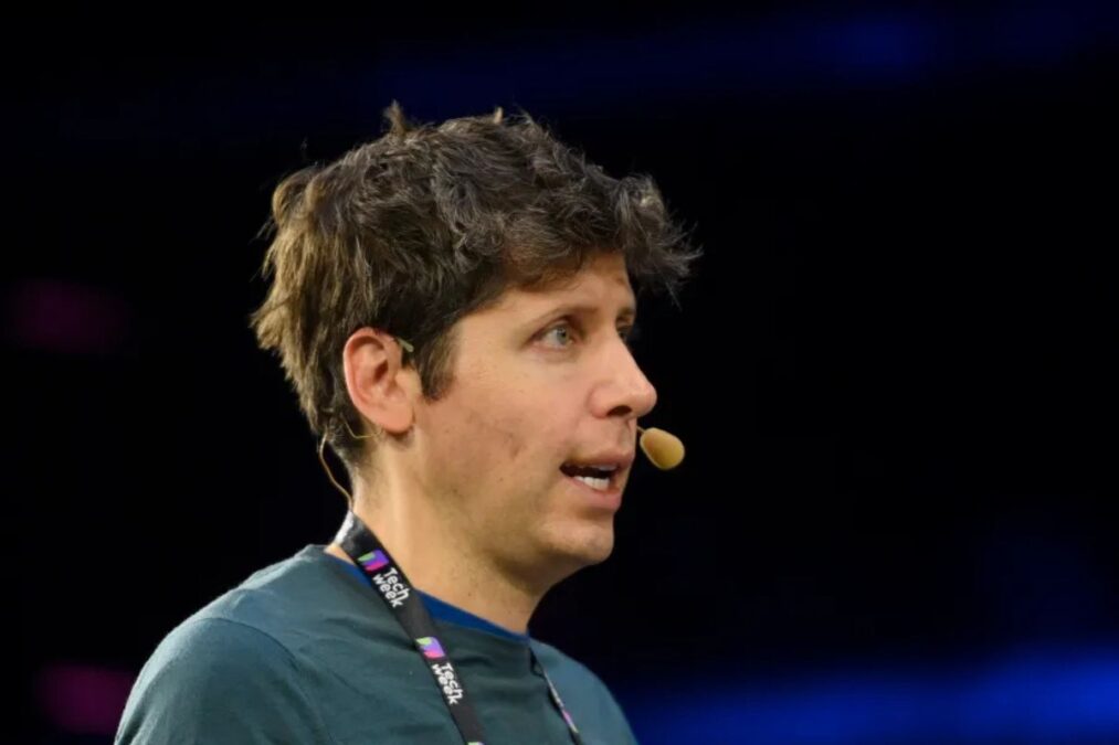 Pourquoi OpenAI limite-t-elle la création de vidéos de personnes réelles à certains utilisateurs de Sora ?