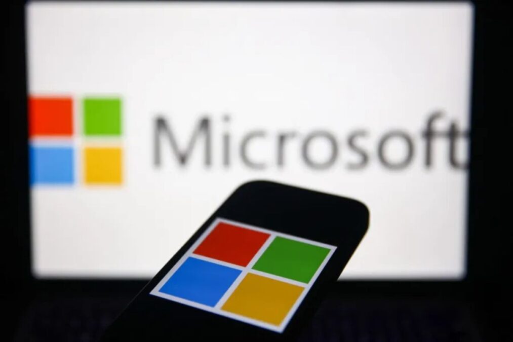 Pourquoi Microsoft a-t-il choisi d'intégrer DeepSeek R1 à Azure malgré les accusations de violation des données ?