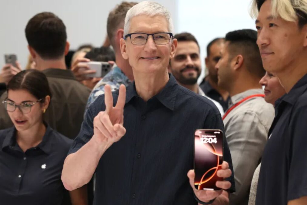 Apple peut-elle rivaliser avec DeepSeek et les autres géants de l’IA avec son approche hybride et prudente