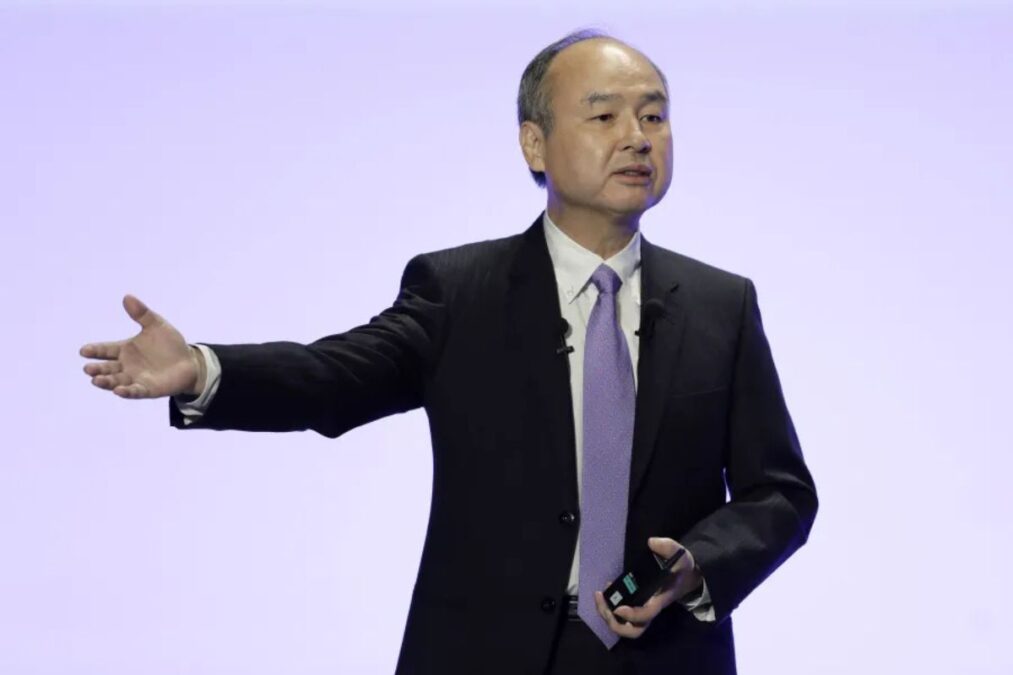Comment l'investissement de SoftBank pourrait-il transformer l'avenir d'OpenAI et de l'intelligence artificielle ?