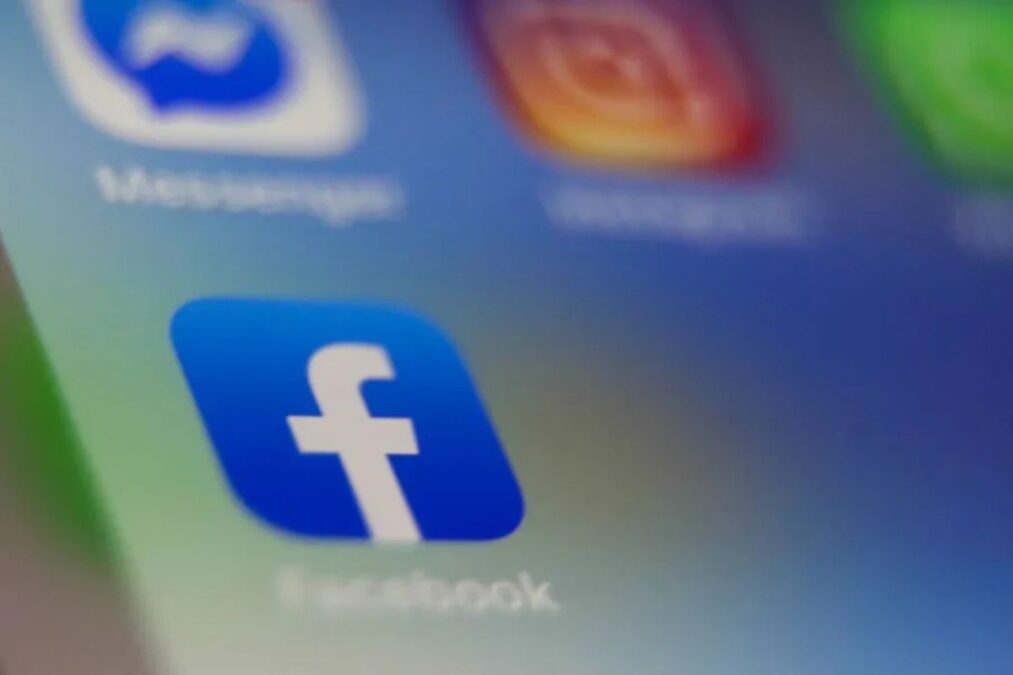 Comment Meta compte-t-elle limiter la diffusion de contenu non original sur Facebook ?