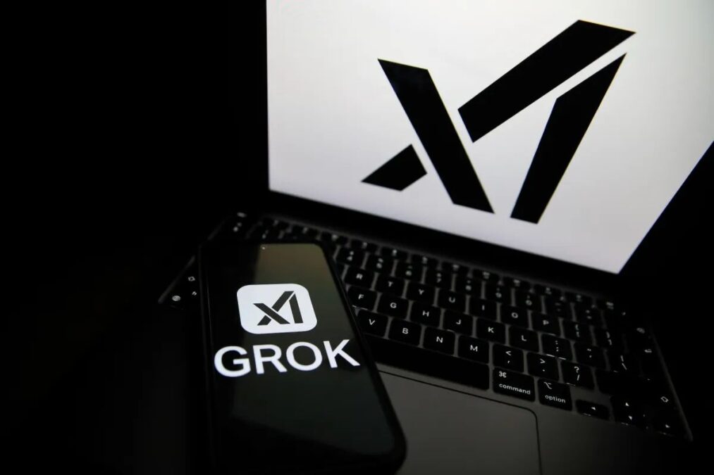 Lancement de Grok 4 par xAI : Une IA puissante accompagnée d'un abonnement à 300 $ par mois