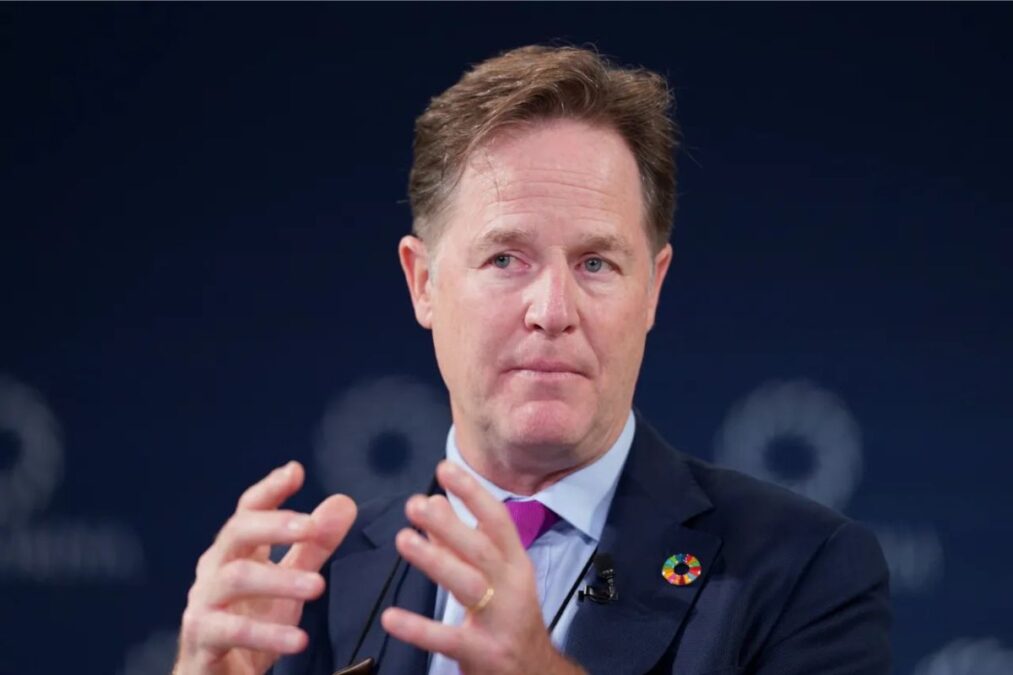 Nick Clegg critique avec prudence la culture « conformiste » de la Silicon Valley