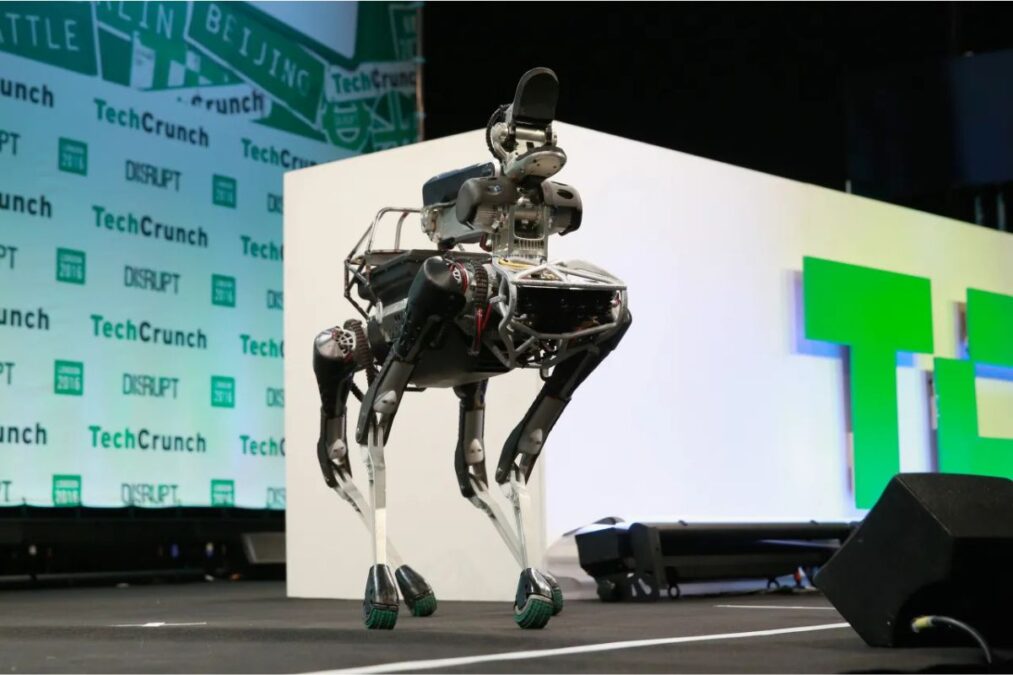 Humanoïdes, véhicules autonomes et avenir du hardware IA : Waabi et Apptronik au TechCrunch Disrupt 2025