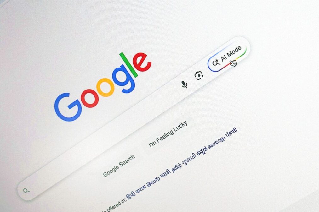 Google va-t-il révolutionner la recherche en fusionnant AI Overviews et AI Mode pour créer une expérience vraiment conversationnelle ?