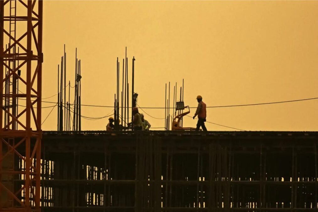 La construction massive de data centers d’IA va-t-elle ralentir les routes, ponts et infrastructures publiques ?