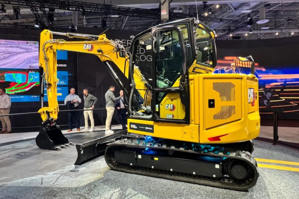 Comment Caterpillar et Nvidia utilisent-ils l’IA pour transformer les machines de construction et les chantiers de demain ?