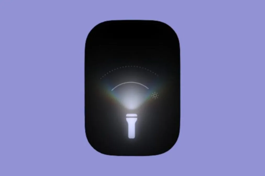 Quelles sont les nouvelles améliorations apportées à l'interface de la lampe de poche dans la bêta développeur d'iOS 18 ?