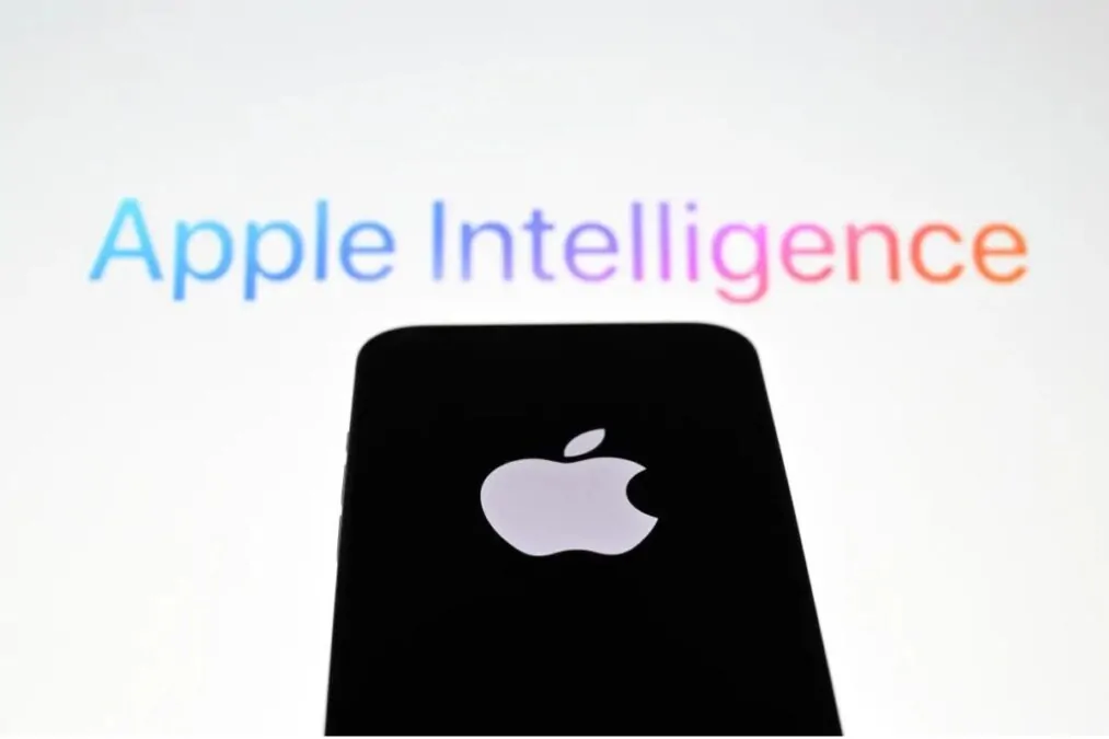 Quelles sont les nouvelles fonctionnalités et les limitations de l'Apple Intelligence dans la mise à jour iOS 18.1 beta développeur ?