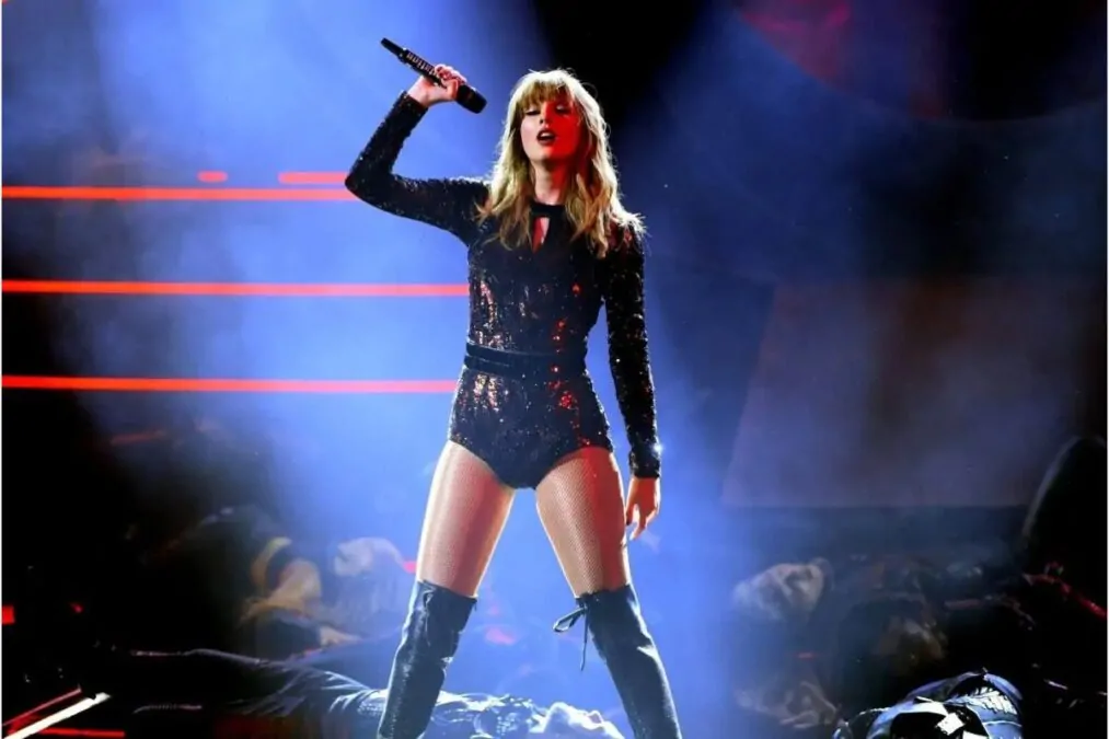 L'utilisation de l'image de Taylor Swift par Trump, générée par l'IA, pourrait-elle être considérée comme illégale sous le ELVIS Act
