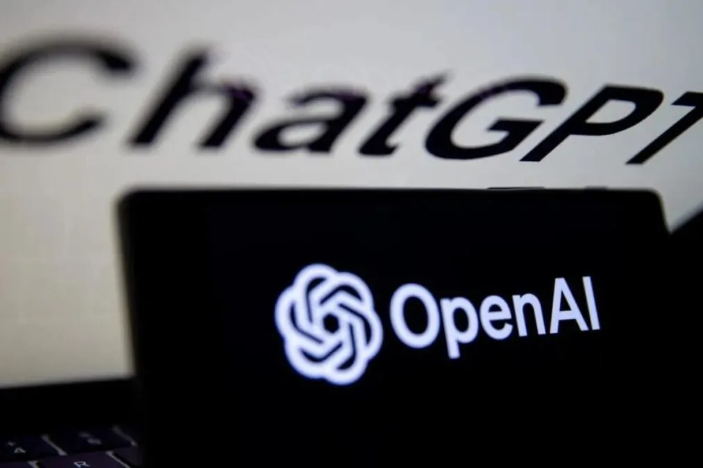 Comment OpenAI compte-t-il rendre o1 plus accessible aux utilisateurs tout en maintenant son avantage concurrentiel ?
