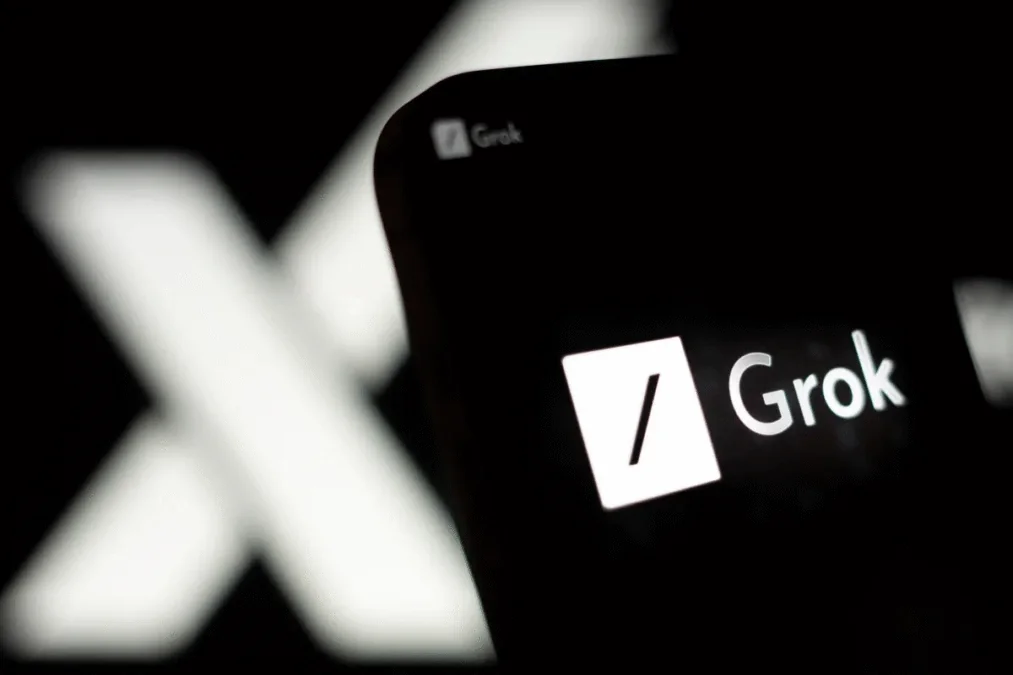 Grok Studio : Une nouvelle fonctionnalité révolutionnaire pour la création de contenu collaboratif et le développement d'applications