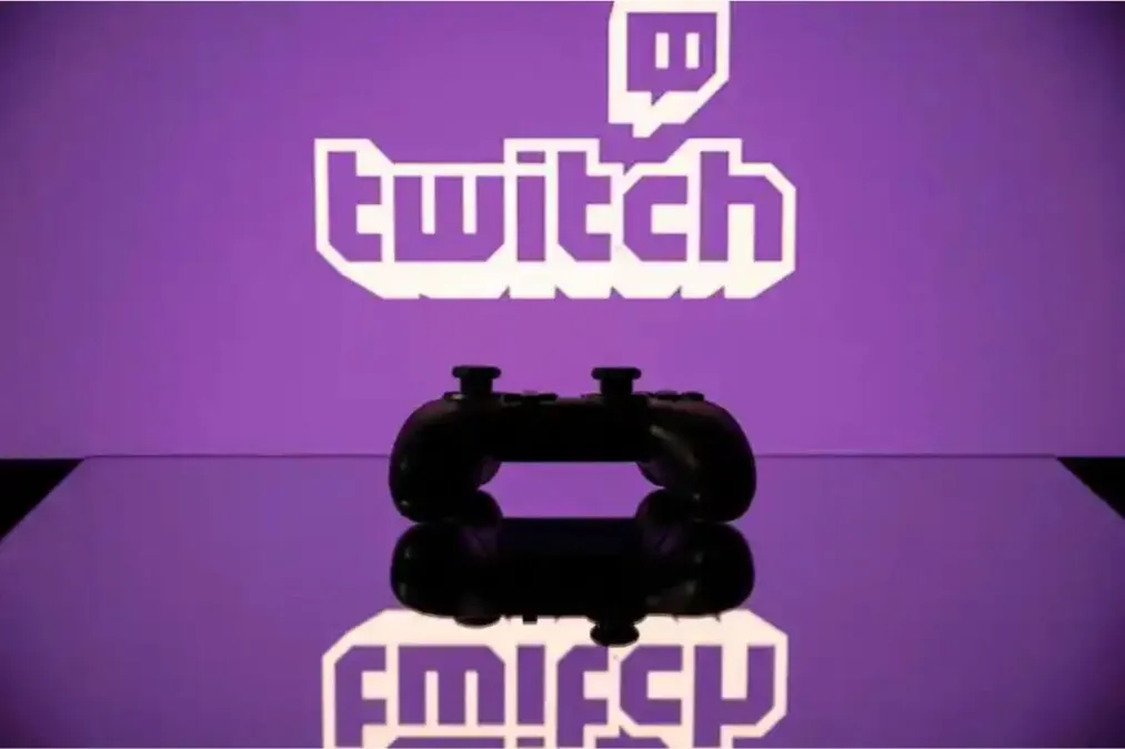 Twitch teste les vidéos verticales pour concurrencer TikTok et YouTube Shorts : une nouvelle ère pour le livestreaming